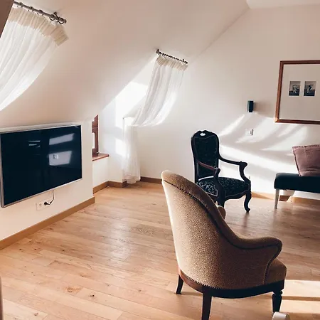 Le Regis * 라귀올르